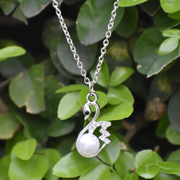 Royal Swan Elegance Pendant - Image 2