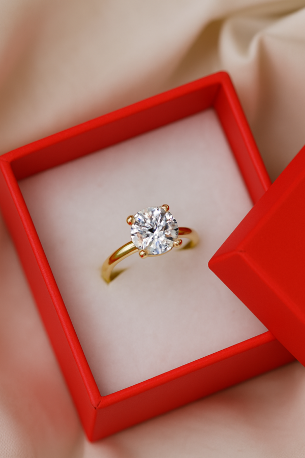 Single Diamond Stone Ring